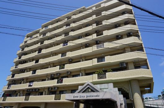 浦添市牧港のマンション