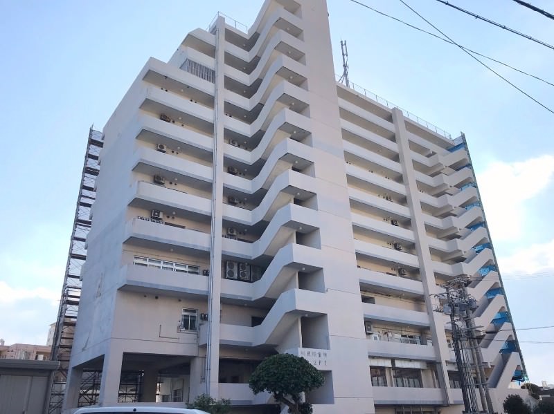国際重機ビル外観