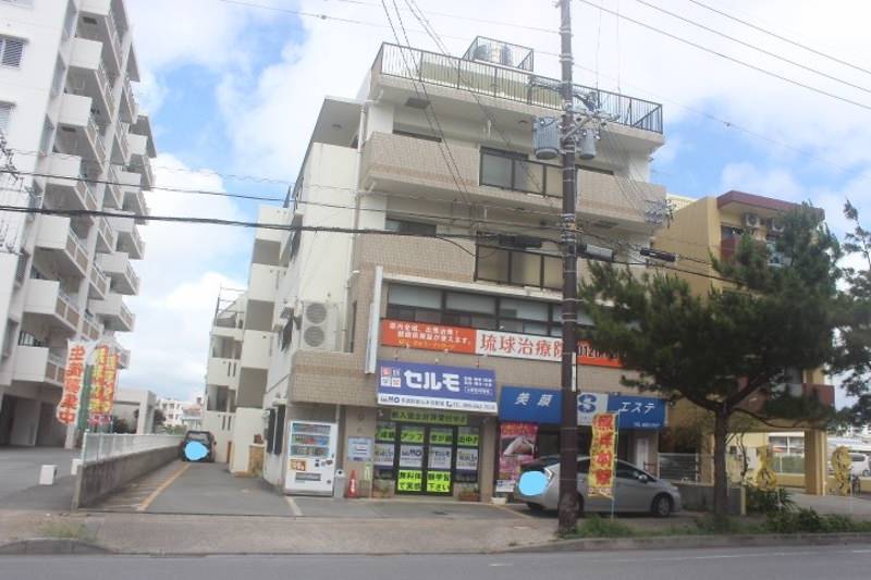 グローヴィーサイト新都心外観